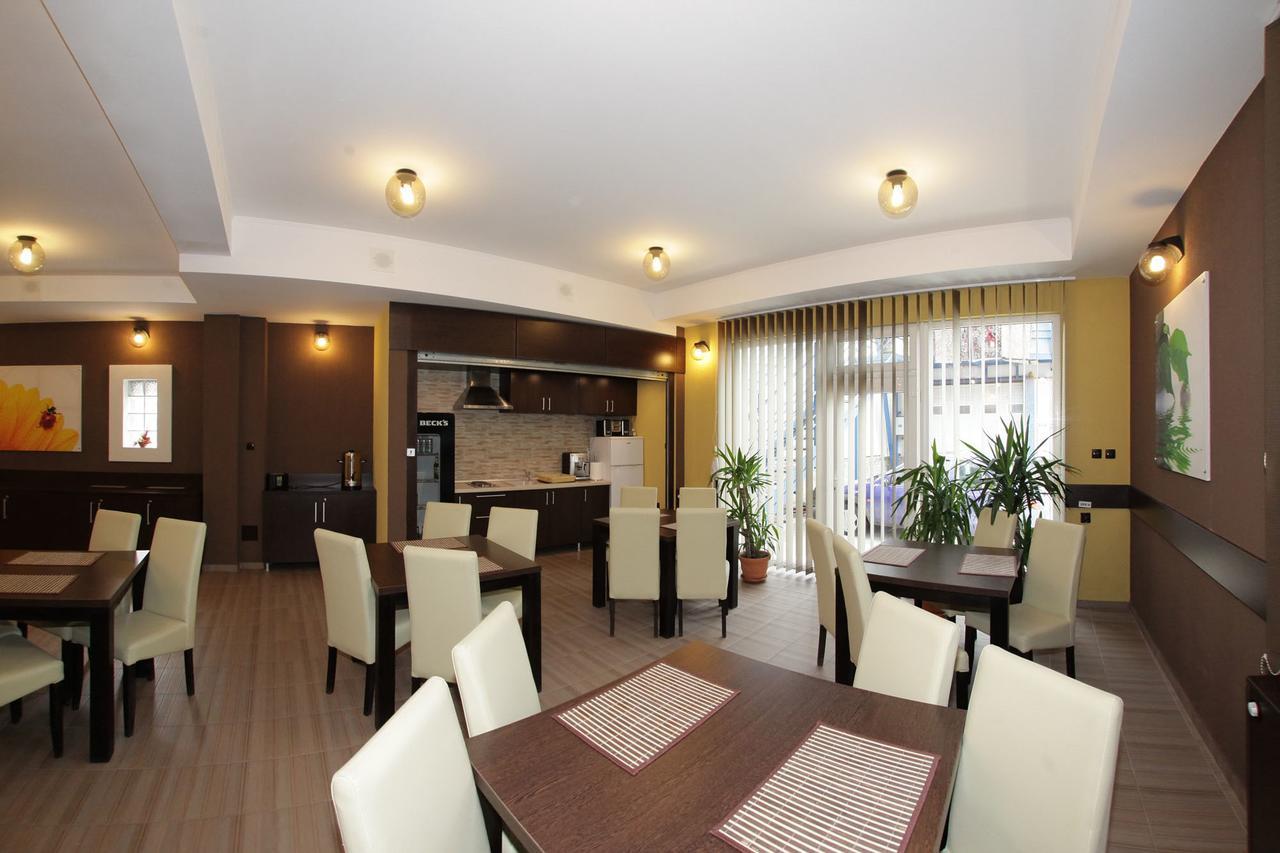 Pension Eurosandoor โซวาตา ภายนอก รูปภาพ