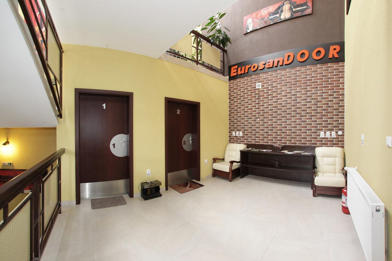 Pension Eurosandoor โซวาตา ภายนอก รูปภาพ